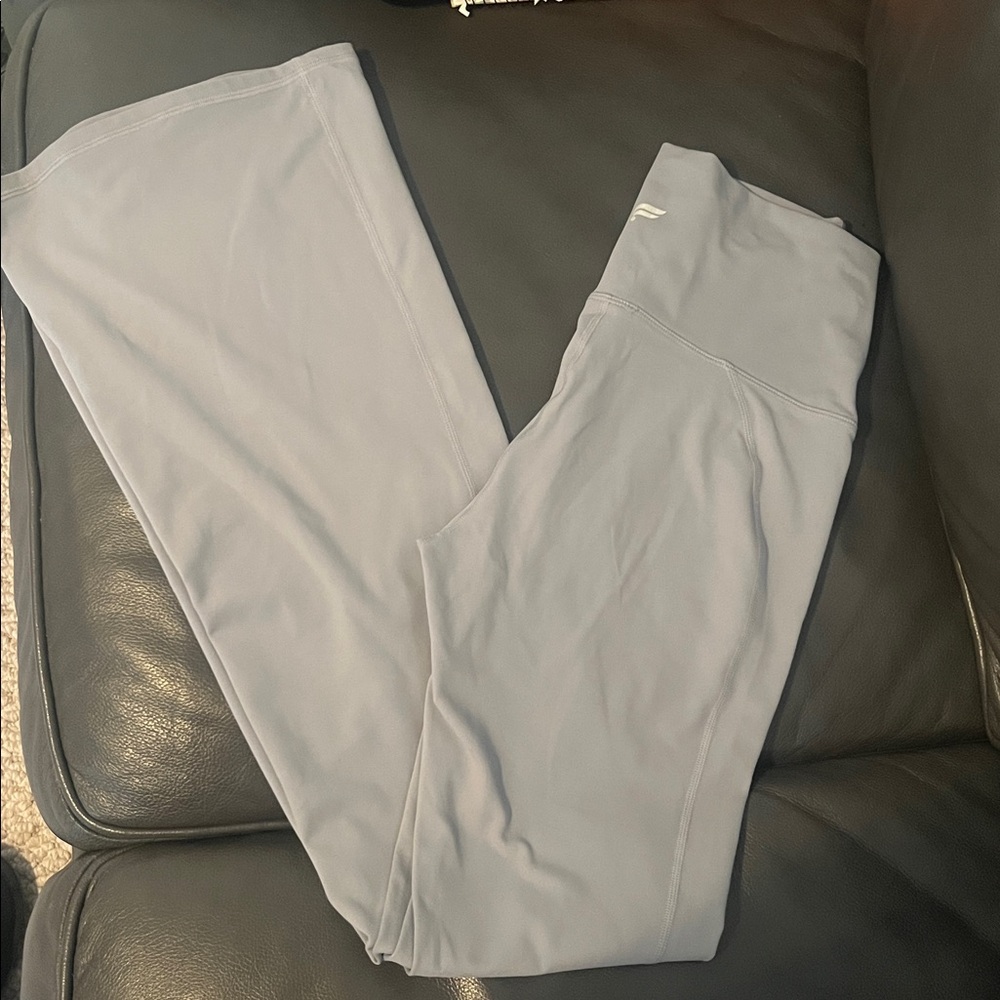 Fabletics PureLuxe Ultra High-Waisted Flare - Gray - S